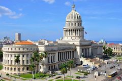 800px-El_Capitolio_Havana_Cuba